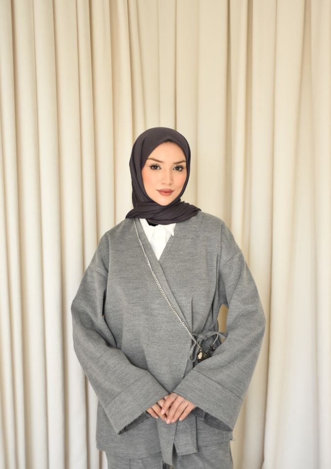 Yandan Bağlamalı Kaşe Takım - gri