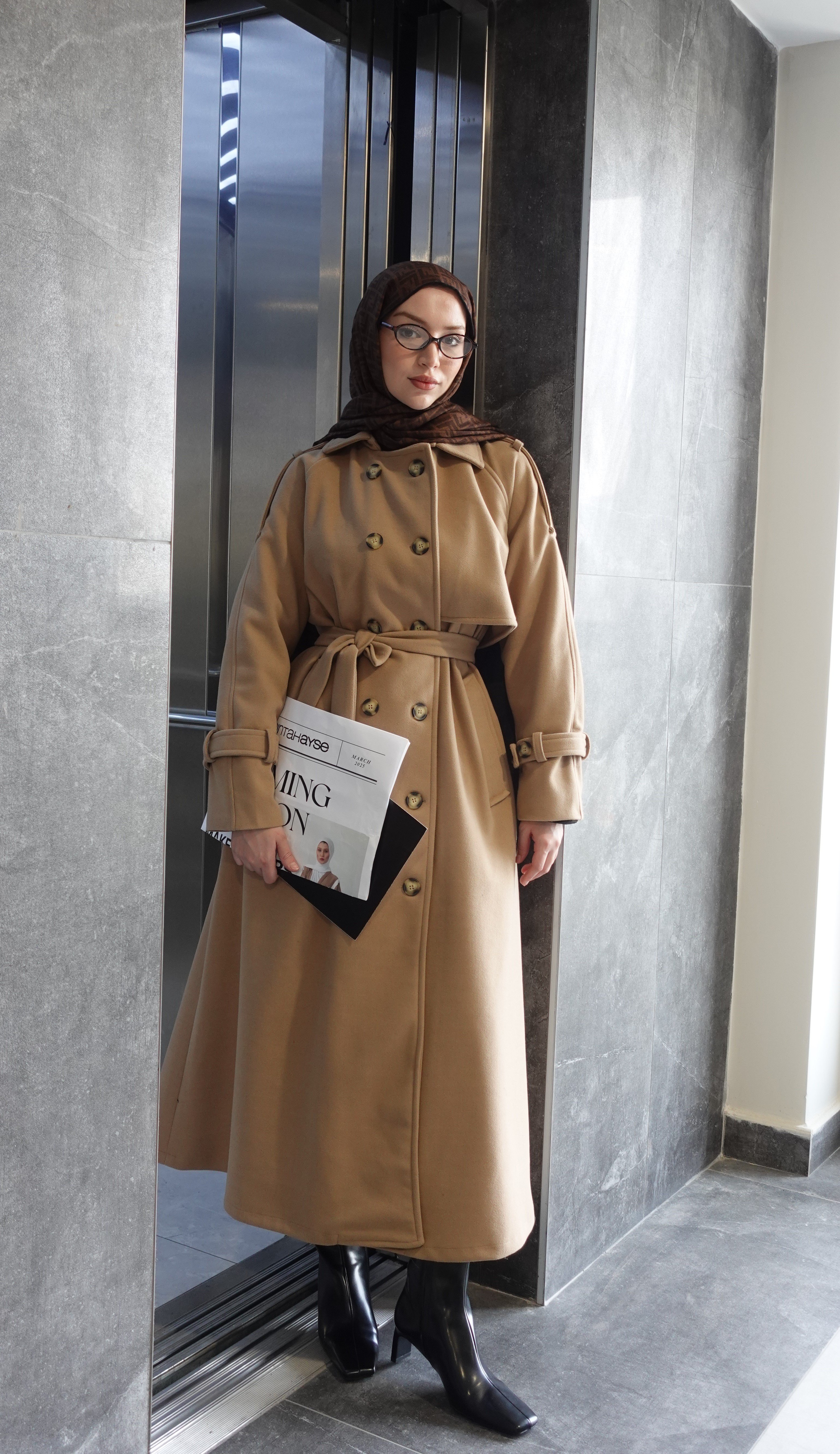 Düğmeli Kaşe Kaban - Vizon