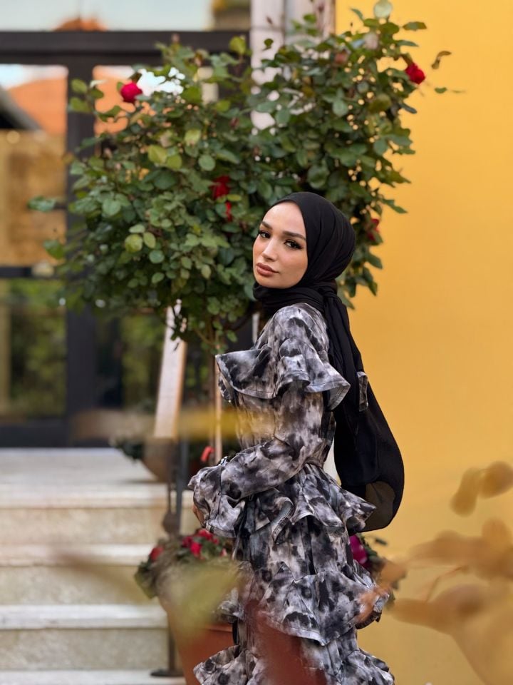 Kontes Volan Detaylı Elbise