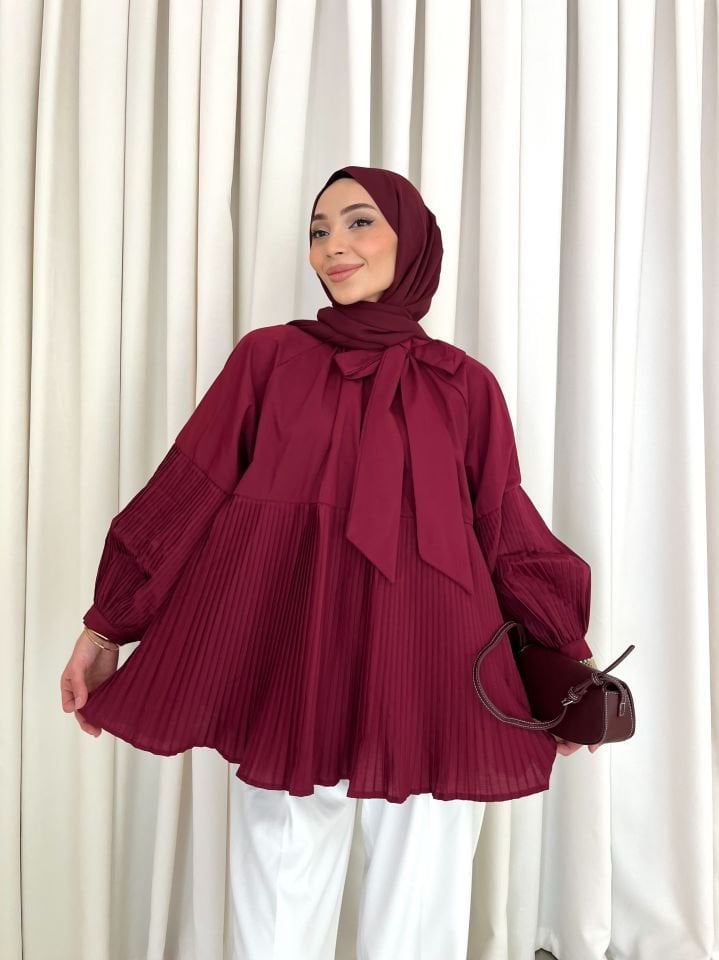 Pile Detaylı Fiyonk Bluz