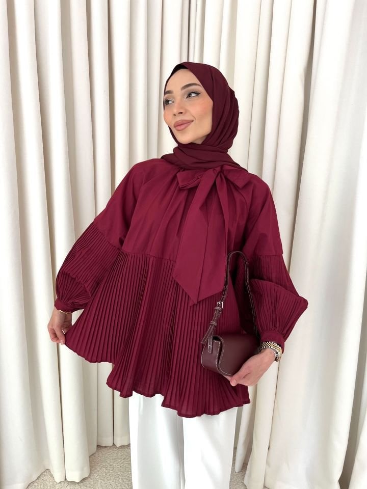 Pile Detaylı Fiyonk Bluz