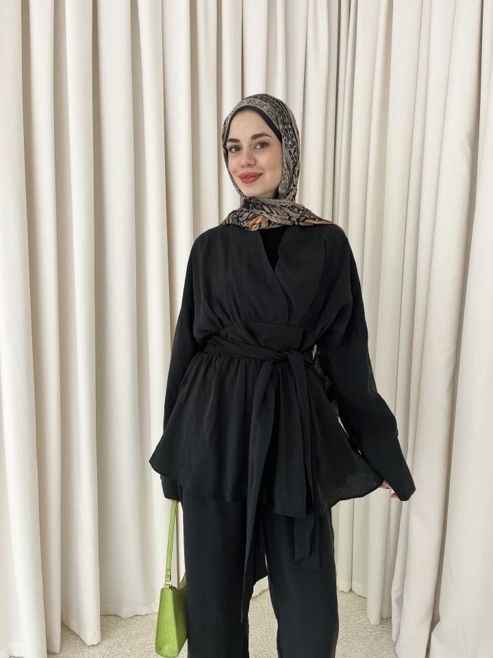 Modal Kuşaklı Pantolonlu Takım