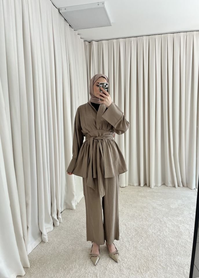 Modal Kuşaklı Pantolonlu Takım