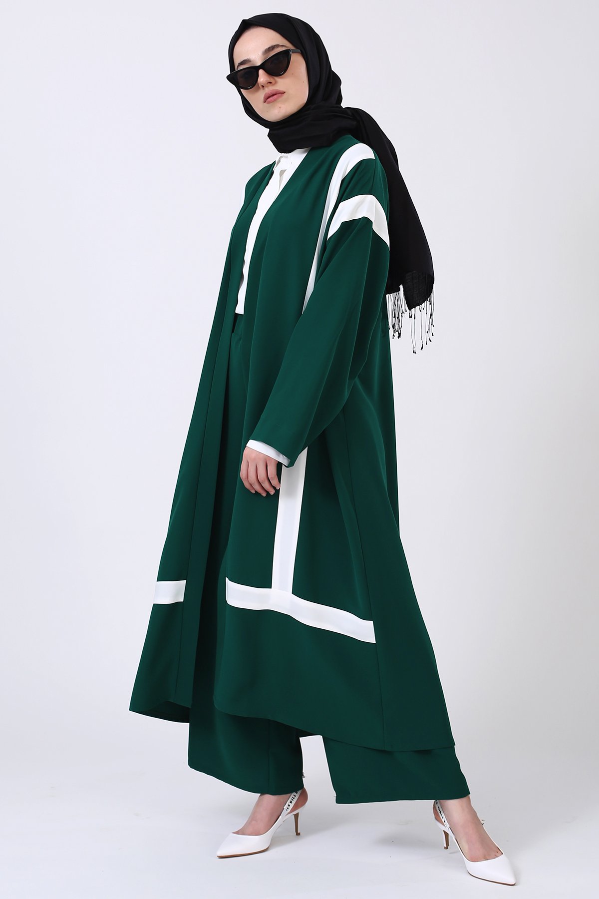 ŞERİTLİ ABAYA PANTOLONLU TAKIM