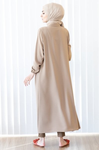 AHŞAP DÜĞMELİ FERACE