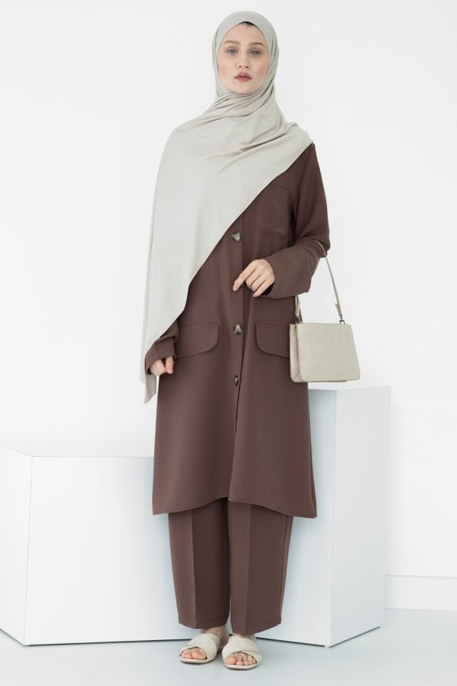 Önden Cepli Düğmeli Krep Takım